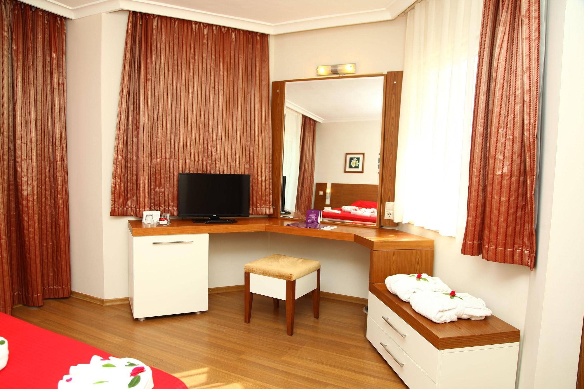 Queen'S Park Le Jardin Kemer Ngoại thất bức ảnh