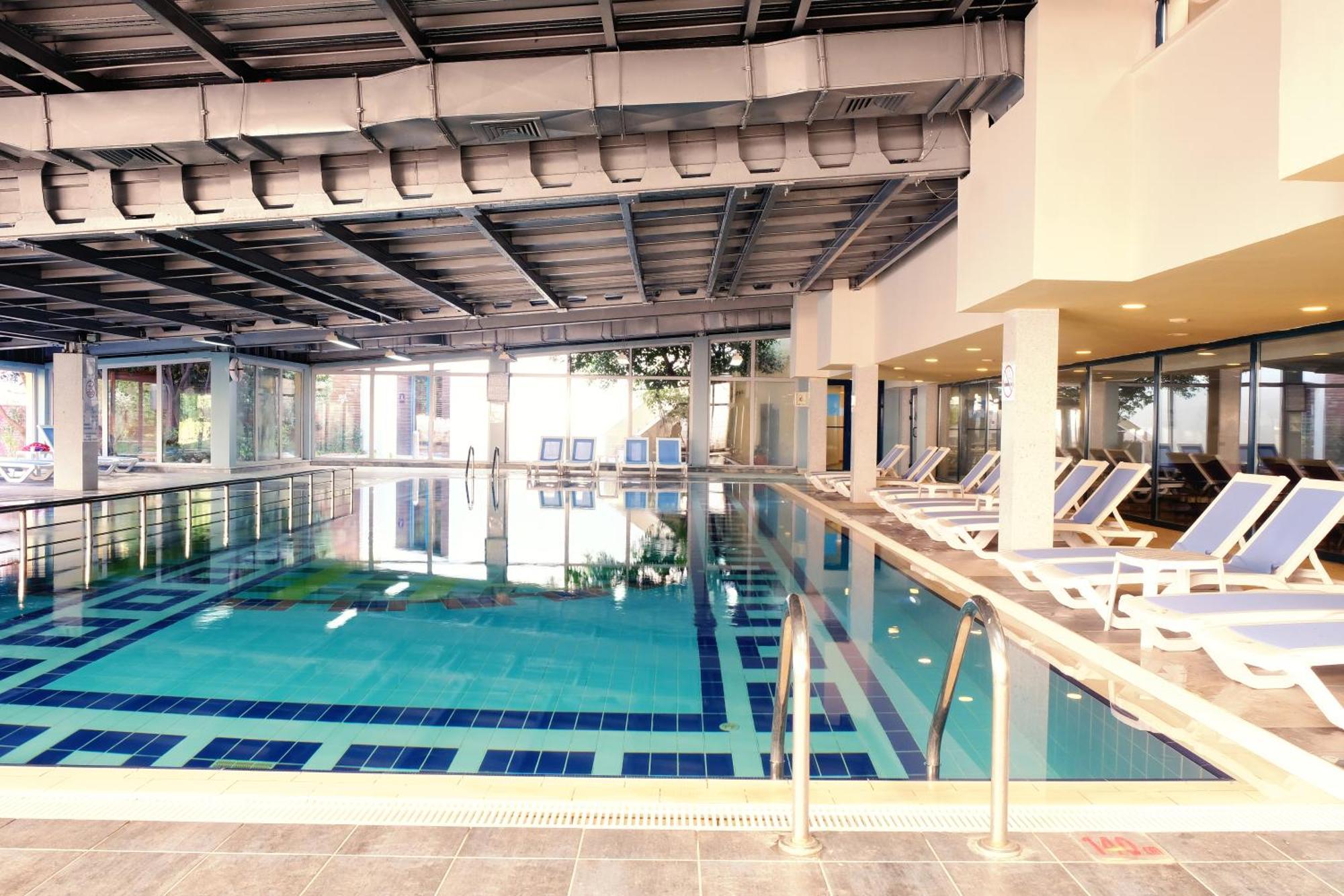 Queen'S Park Le Jardin Kemer Ngoại thất bức ảnh
